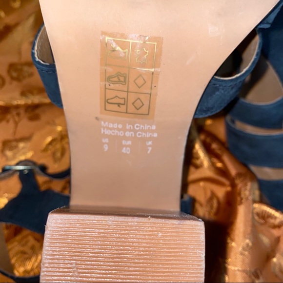 Shoe Mint Heels - Picture 3 of 4